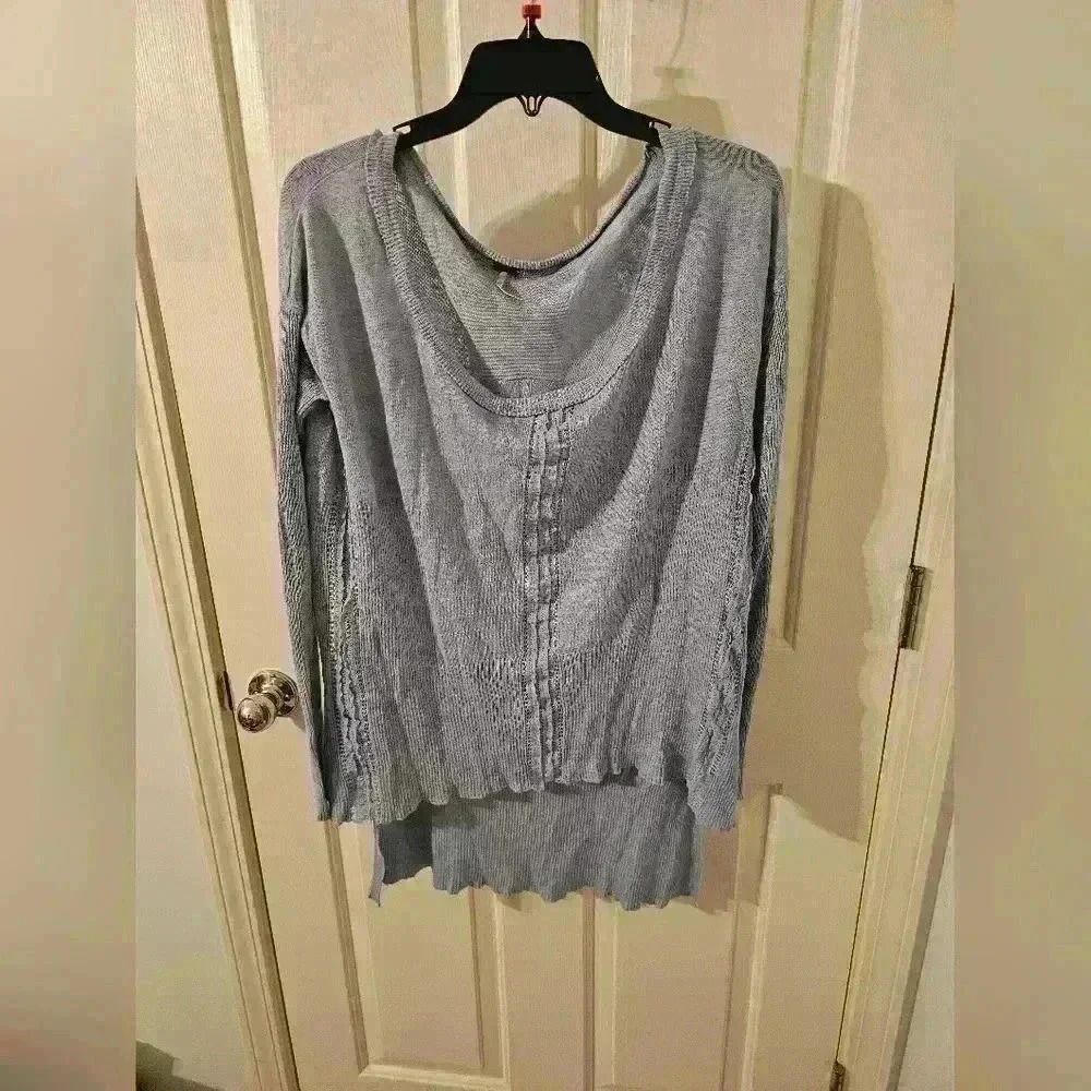 Free People sweater light blue lace embellished hi lo hem oversized Size M